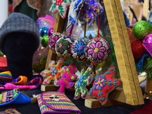 Five Ways to Save on Christmas Gifts