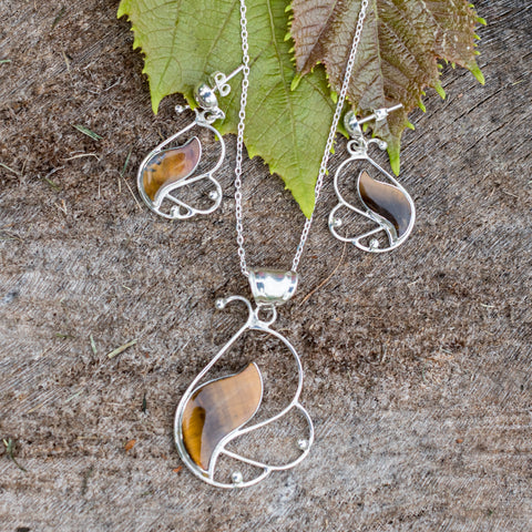 Natural Tiger Eye Stone Pendant and Earring Set